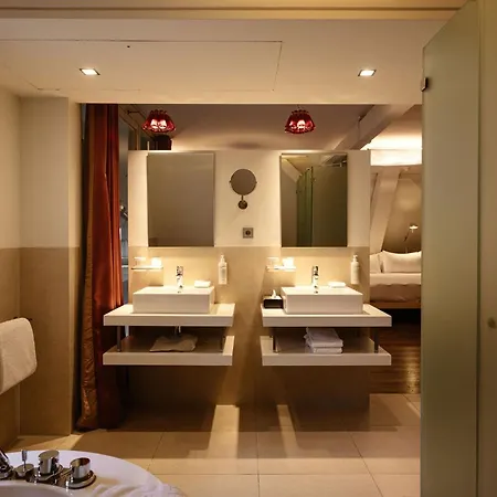 Отель Kruisherenhotel - Oostwegel Collection, Member Of Design