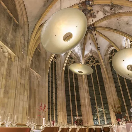 Kruisherenhotel - Oostwegel Collection, Member Of Design מלון