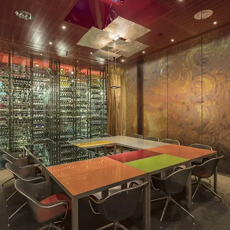 Kruisherenhotel - Oostwegel Collection, Member Of Design מלון 5*