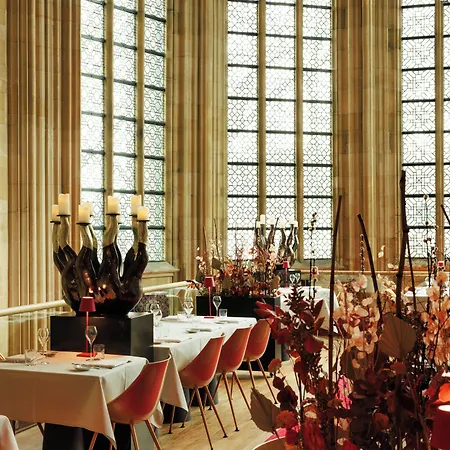 Kruisherenhotel - Oostwegel Collection, Member Of Design מלון