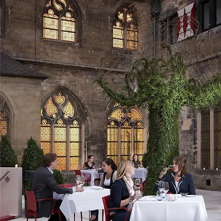Отель Kruisherenhotel - Oostwegel Collection, Member Of Design 5*