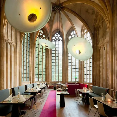 Отель Kruisherenhotel - Oostwegel Collection, Member Of Design
