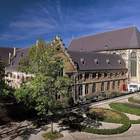 Отель Kruisherenhotel - Oostwegel Collection, Member Of Design 5*