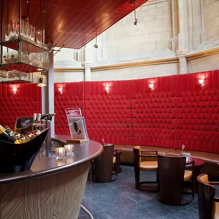 Kruisherenhotel - Oostwegel Collection, Member Of Design Отель 5*